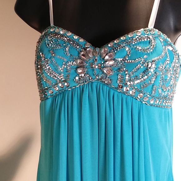 Roberta - Picture 2 of 6